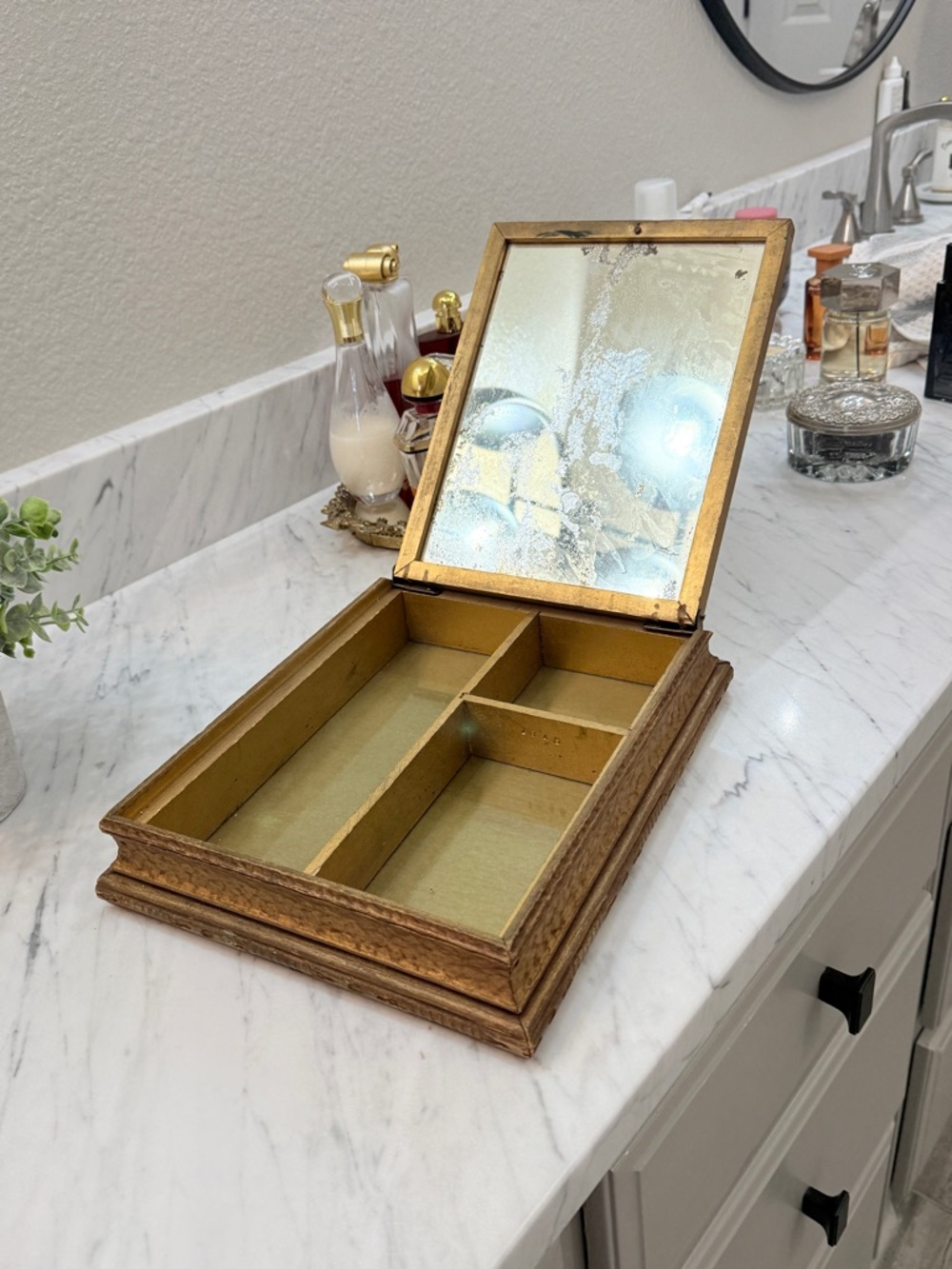 176 Year Old Antique Godey's Jewelry Box From 1845! - Picture 5 of 17